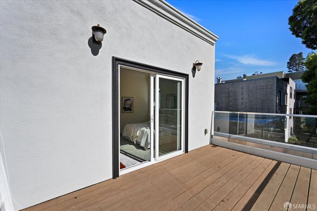 2031 9th Avenue, San Francisco, CA 94116