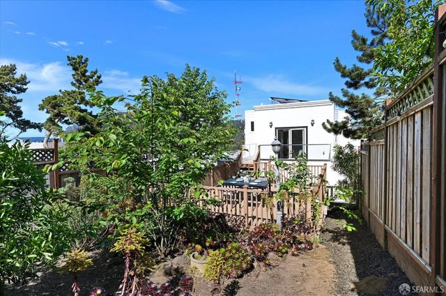 2031 9th Avenue, San Francisco, CA 94116