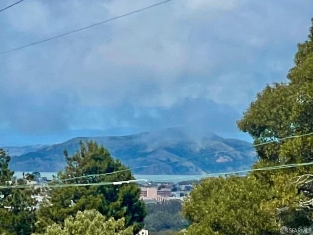 2031 9th Avenue, San Francisco, CA 94116
