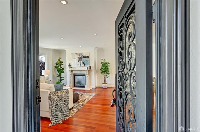 2031 9th Avenue, San Francisco, CA 94116