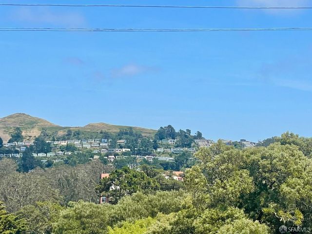 2031 9th Avenue, San Francisco, CA 94116