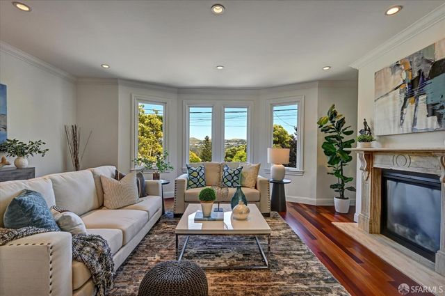2031 9th Avenue, San Francisco, CA 94116