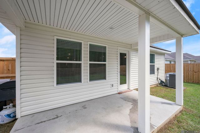 35603 Forest Manor Ave, Denham Springs, LA 70706