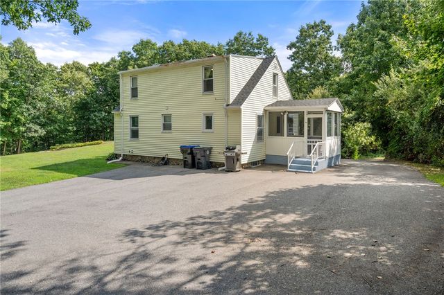 42 Pine Swamp Road, Cumberland, RI 02864