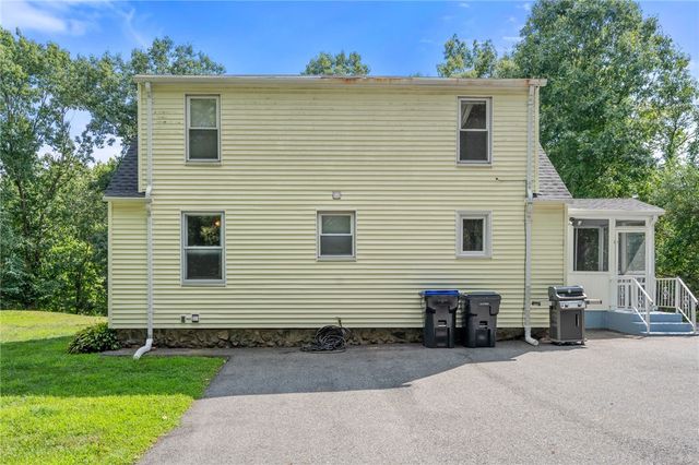 42 Pine Swamp Road, Cumberland, RI 02864