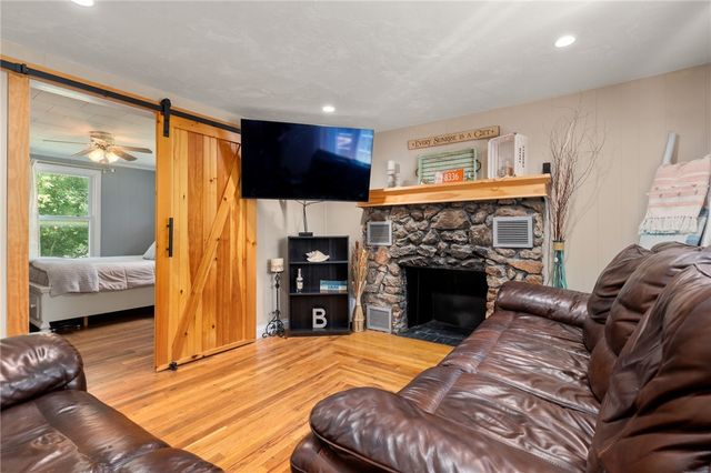 42 Pine Swamp Road, Cumberland, RI 02864
