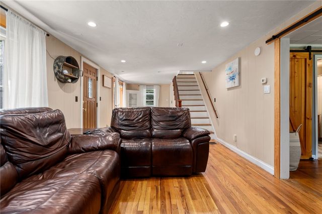 42 Pine Swamp Road, Cumberland, RI 02864