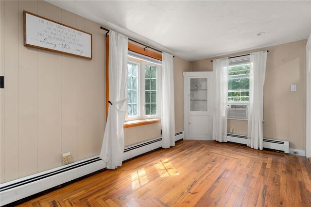 42 Pine Swamp Road, Cumberland, RI 02864