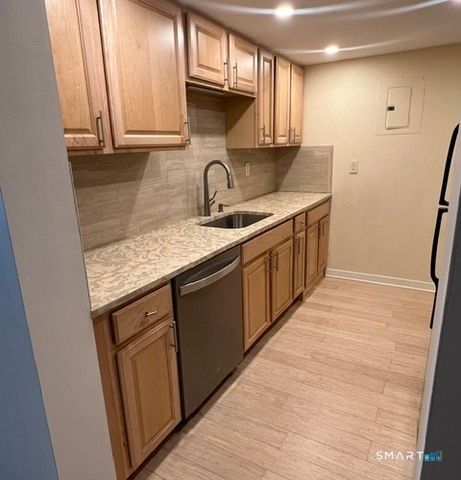 127 Greyrock Place 1206, Stamford, CT 06901