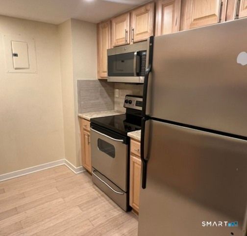 127 Greyrock Place 1206, Stamford, CT 06901