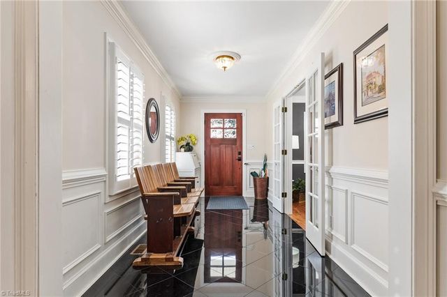 415 Carolina Circle, Winston-salem, NC 27104
