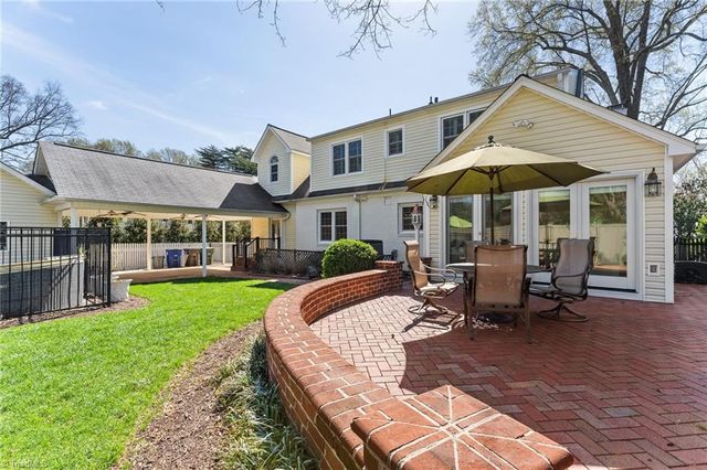 415 Carolina Circle, Winston-salem, NC 27104
