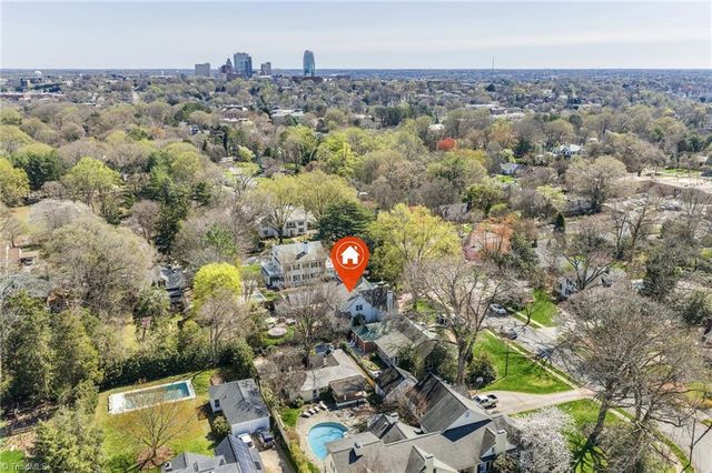 415 Carolina Circle, Winston-salem, NC 27104