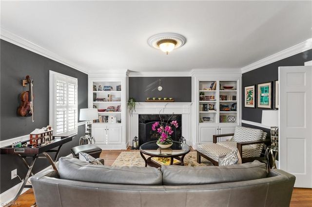415 Carolina Circle, Winston-salem, NC 27104