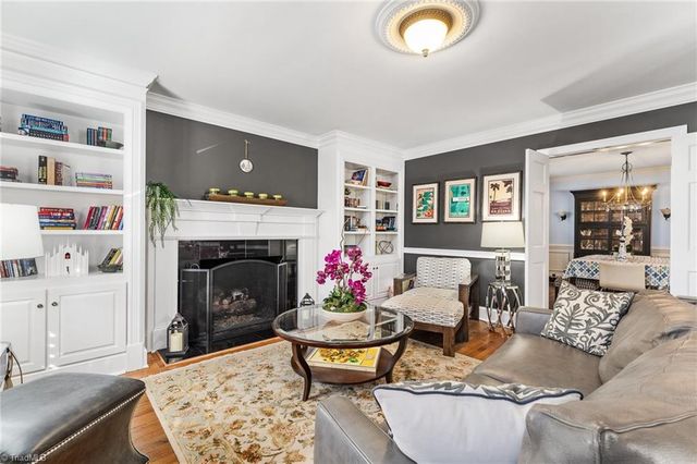 415 Carolina Circle, Winston-salem, NC 27104