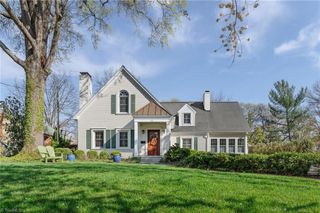 415 Carolina Circle, Winston-salem, NC 27104