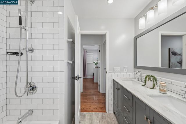 3730 Parkway Ct, Concord, CA 94519