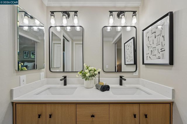 3730 Parkway Ct, Concord, CA 94519
