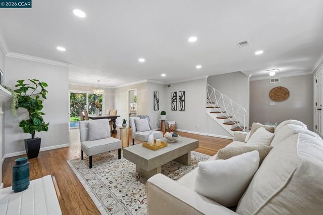 3730 Parkway Ct, Concord, CA 94519