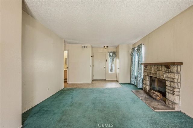 948 Manzanita, Bloomington, CA 92316