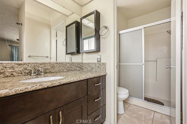 948 Manzanita, Bloomington, CA 92316