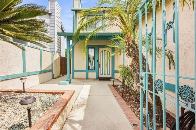 948 Manzanita, Bloomington, CA 92316