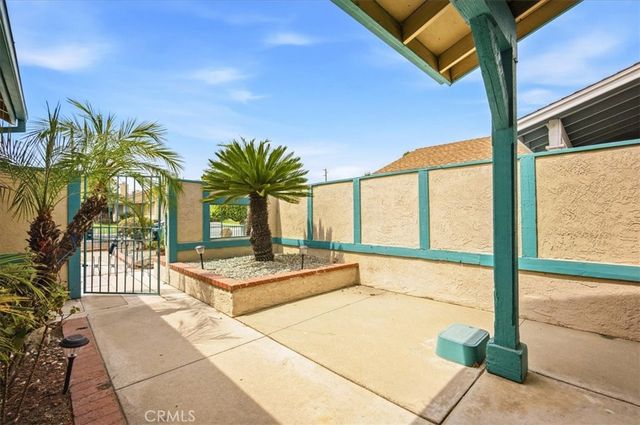 948 Manzanita, Bloomington, CA 92316