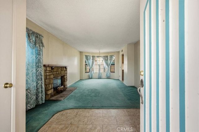 948 Manzanita, Bloomington, CA 92316