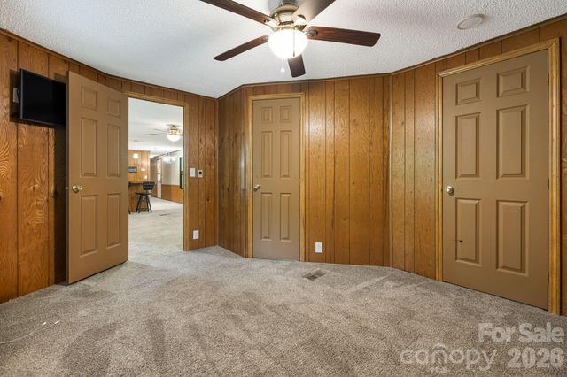 1903 Old Mountain Road, Mars Hill, NC 28753