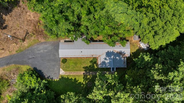 1903 Old Mountain Road, Mars Hill, NC 28753