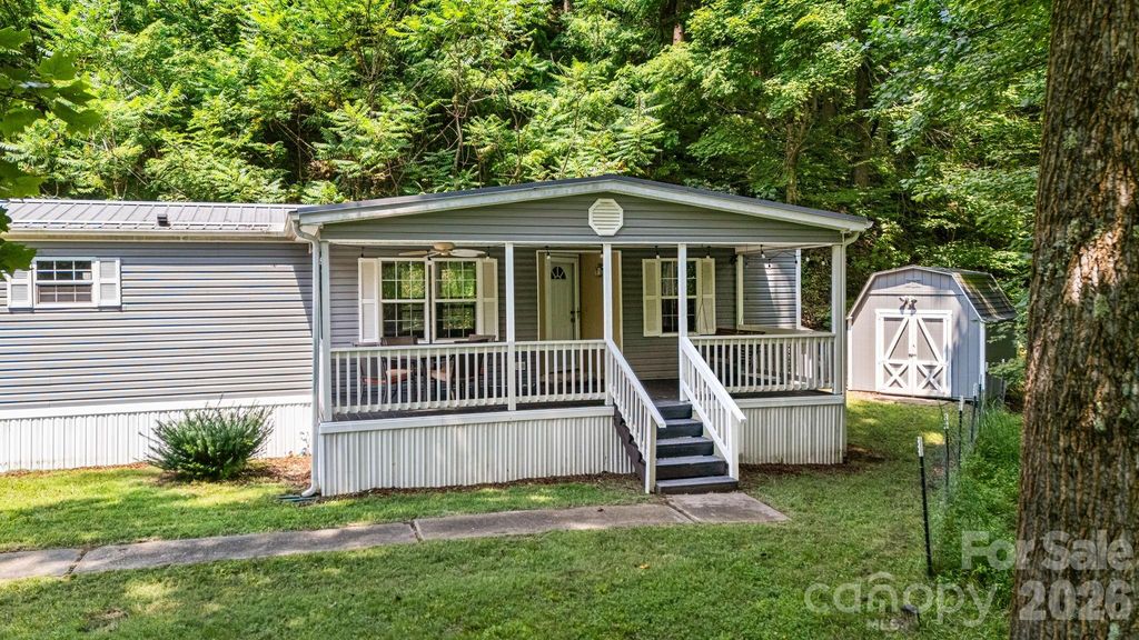 1903 Old Mountain Road, Mars Hill, NC 28753