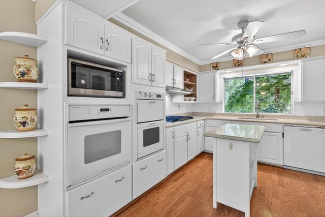 19650 Sky Oaks Way, Los Gatos, CA 95030