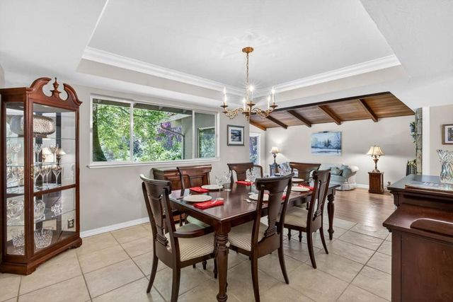 19650 Sky Oaks Way, Los Gatos, CA 95030