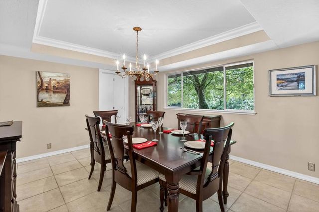 19650 Sky Oaks Way, Los Gatos, CA 95030