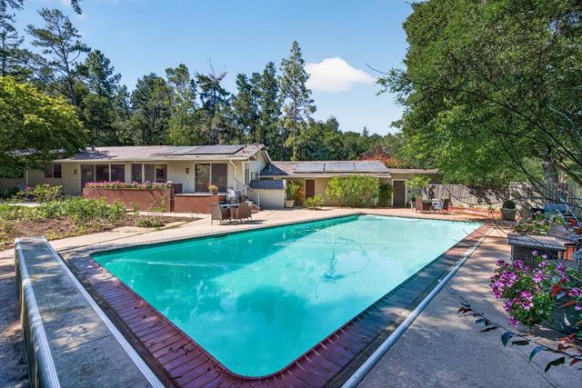 19650 Sky Oaks Way, Los Gatos, CA 95030