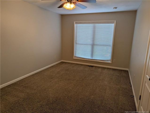 951 Creek Side Run, Fayetteville, NC 28303