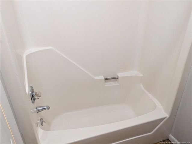 951 Creek Side Run, Fayetteville, NC 28303