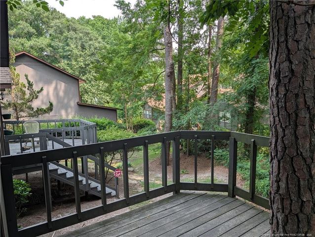 951 Creek Side Run, Fayetteville, NC 28303