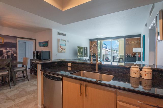 403 S Sapodilla Avenue 207, West Palm Beach, FL 33401