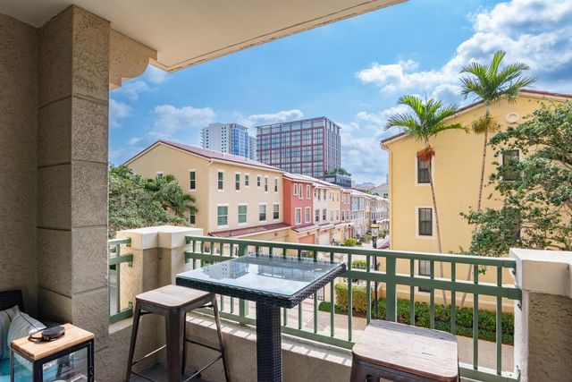 403 S Sapodilla Avenue 207, West Palm Beach, FL 33401