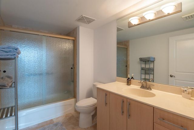 403 S Sapodilla Avenue 207, West Palm Beach, FL 33401