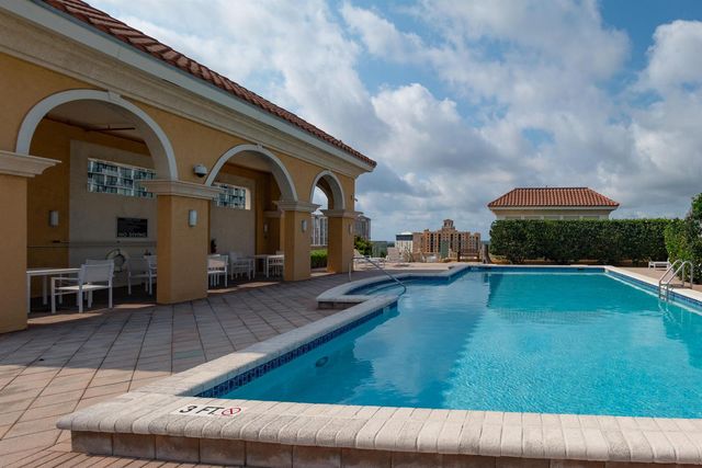 403 S Sapodilla Avenue 207, West Palm Beach, FL 33401