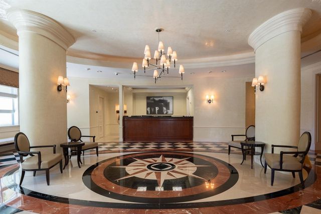 403 S Sapodilla Avenue 207, West Palm Beach, FL 33401