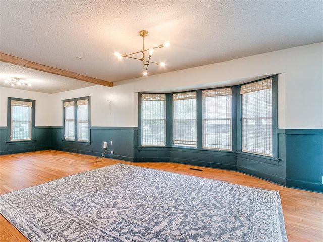 304 NW 2nd Street, Piedmont, OK 73078