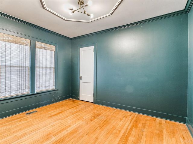 304 NW 2nd Street, Piedmont, OK 73078