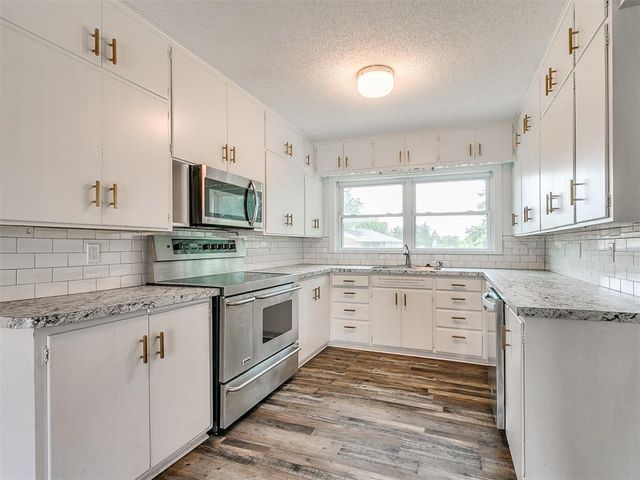 304 NW 2nd Street, Piedmont, OK 73078