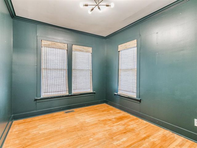 304 NW 2nd Street, Piedmont, OK 73078