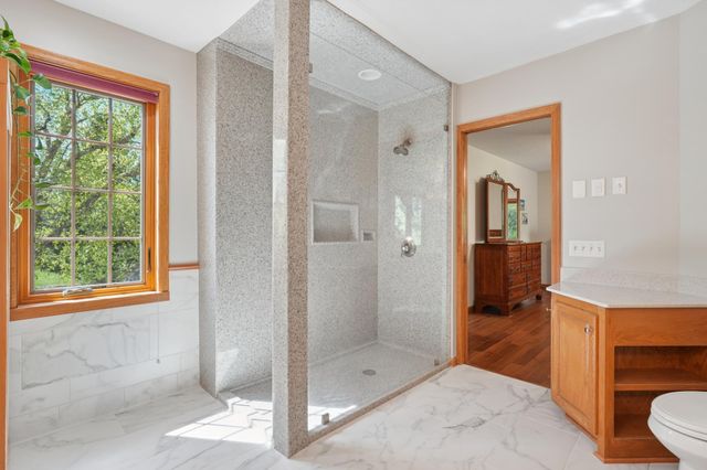 5754 Pond Drive, Shoreview, MN 55126
