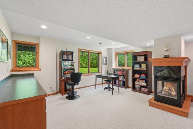 5754 Pond Drive, Shoreview, MN 55126