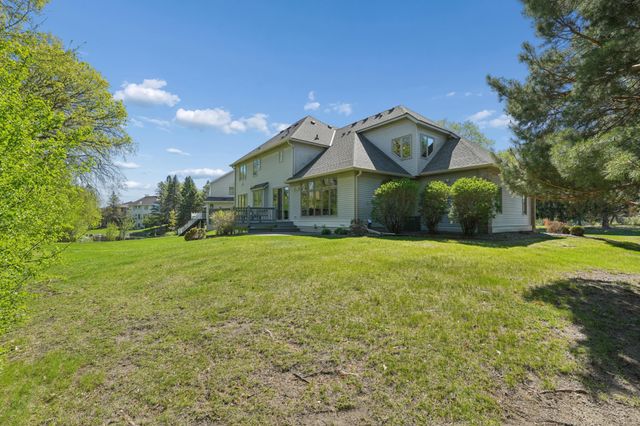 5754 Pond Drive, Shoreview, MN 55126
